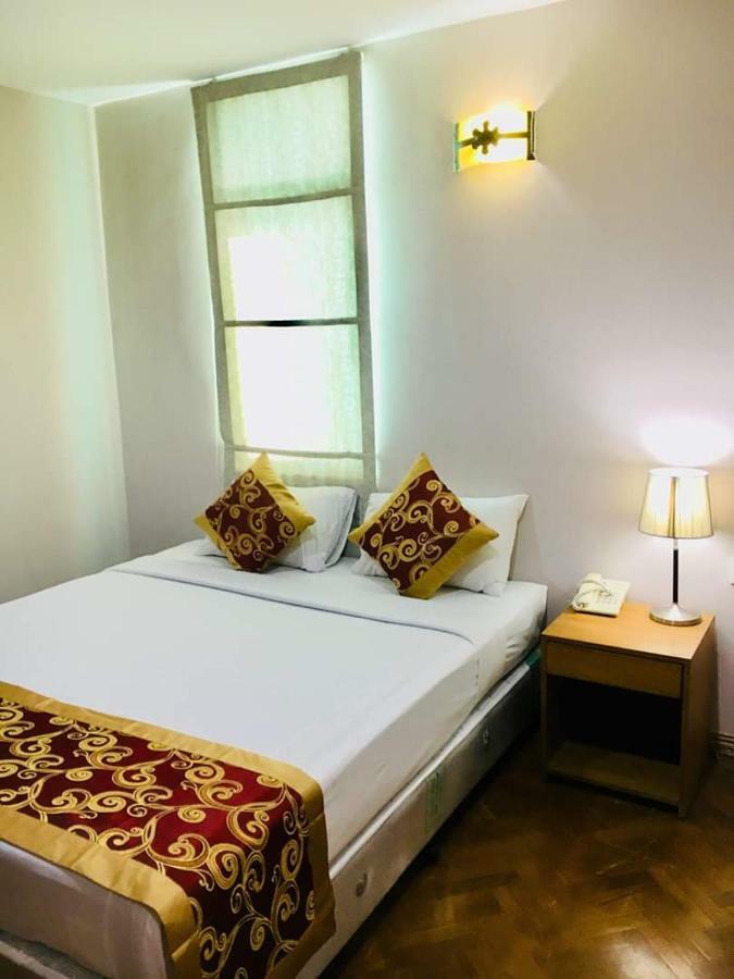 Pleasure View Hotel Yangon Exterior photo