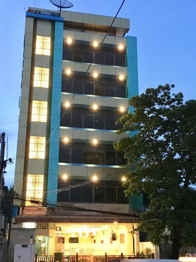 Pleasure View Hotel Yangon Exterior photo